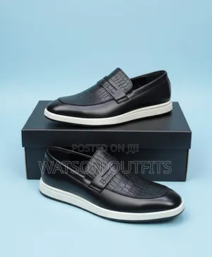 Men's Shoes Typically Nice or Viatu Hot