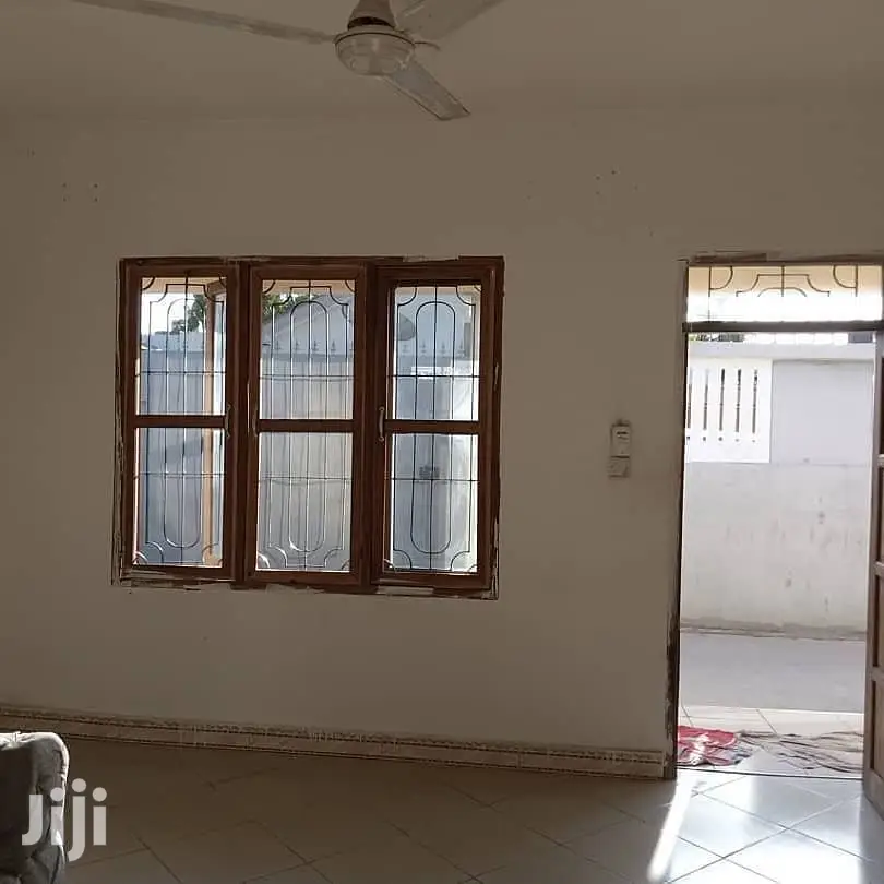 1bdrm House in Dar Es Salaam, Kinondoni for rent