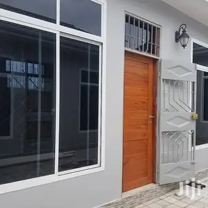 1bdrm House in Dar Es Salaam, Kinondoni for rent