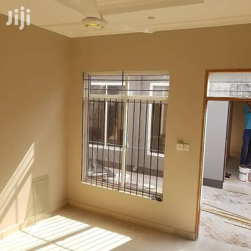 1bdrm House in Dar Es Salaam, Kinondoni for rent