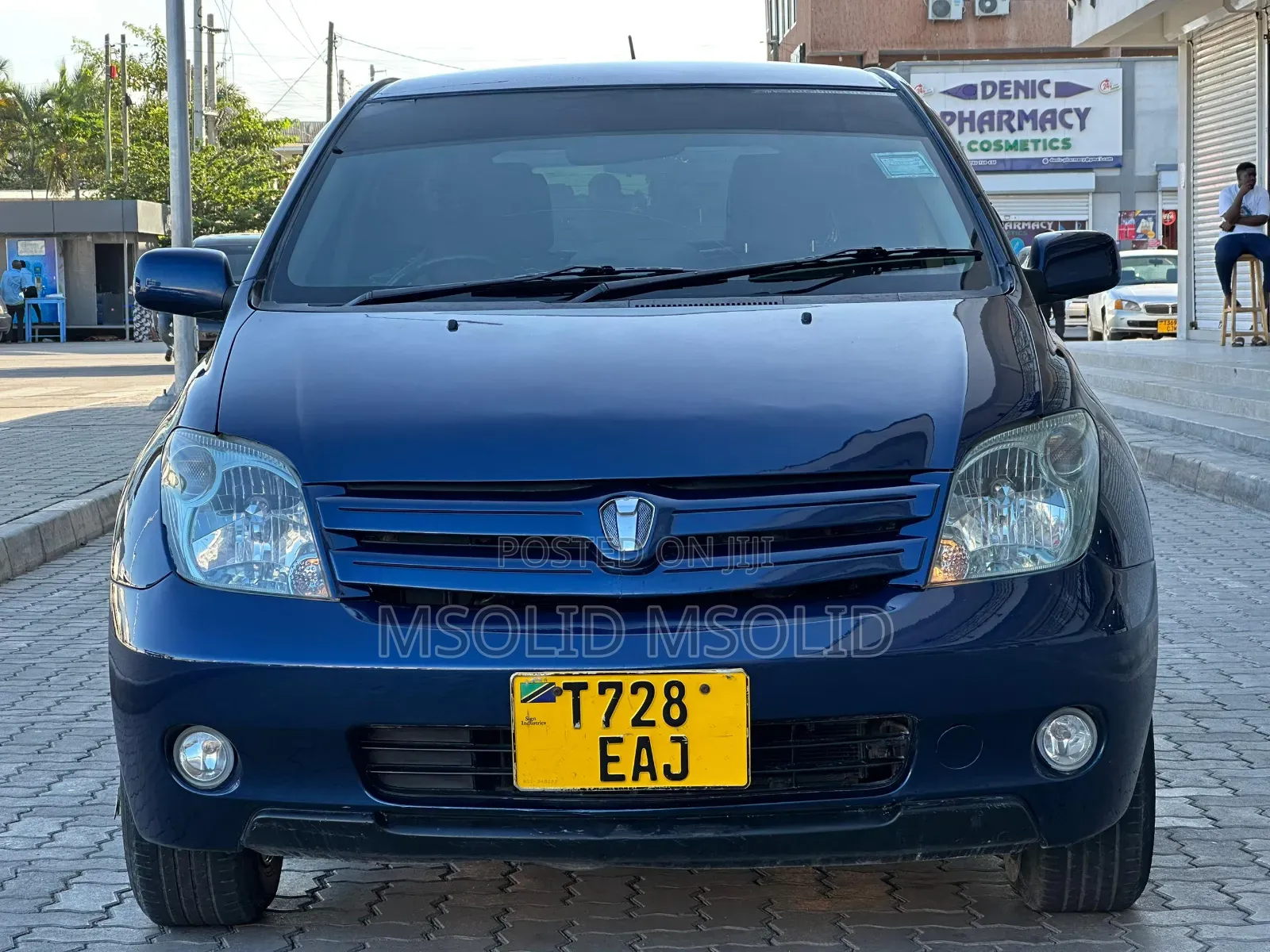 Toyota IST 2004 Blue