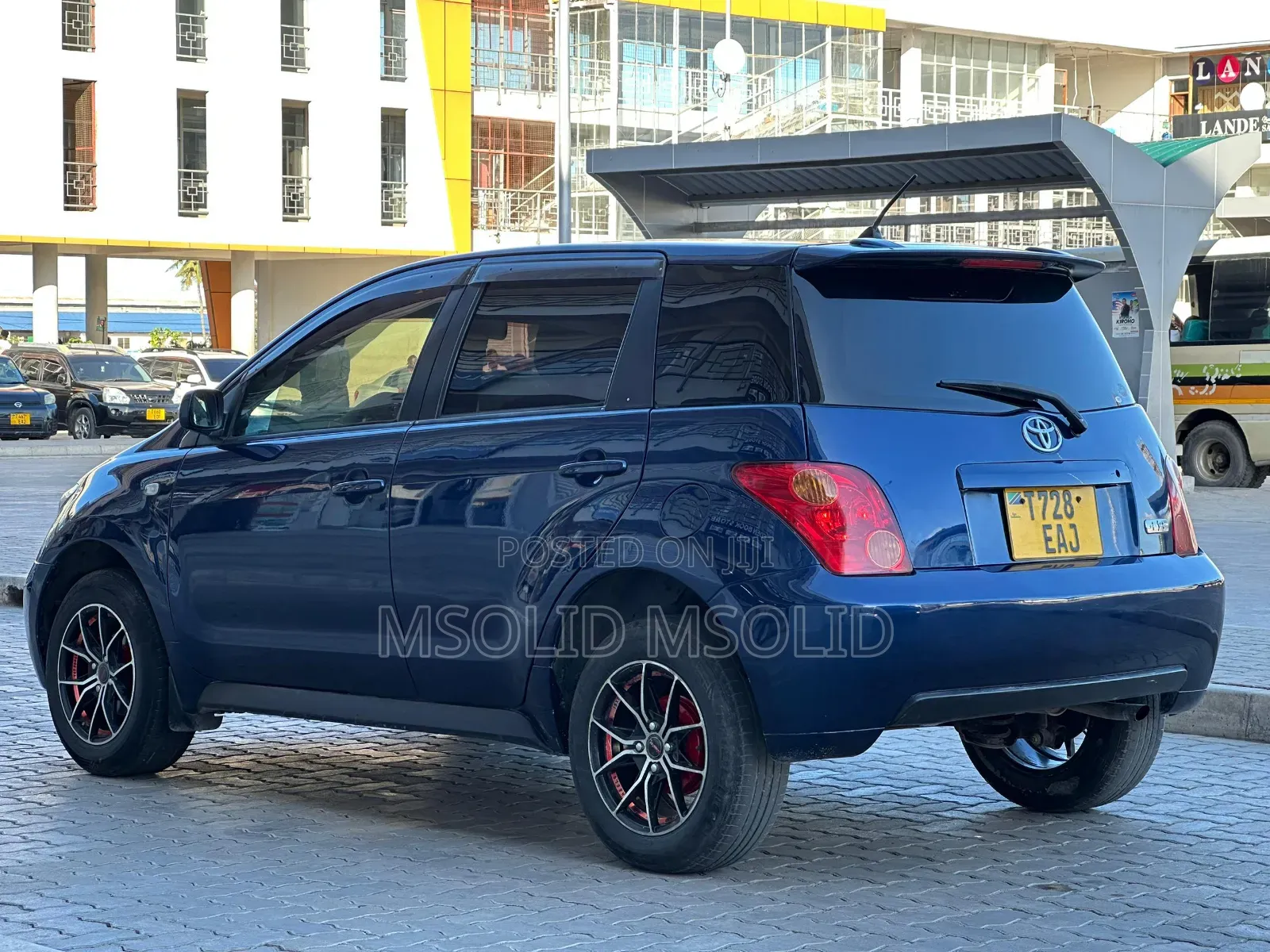 Toyota IST 2004 Blue