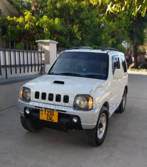 Suzuki Jimny 2000 White