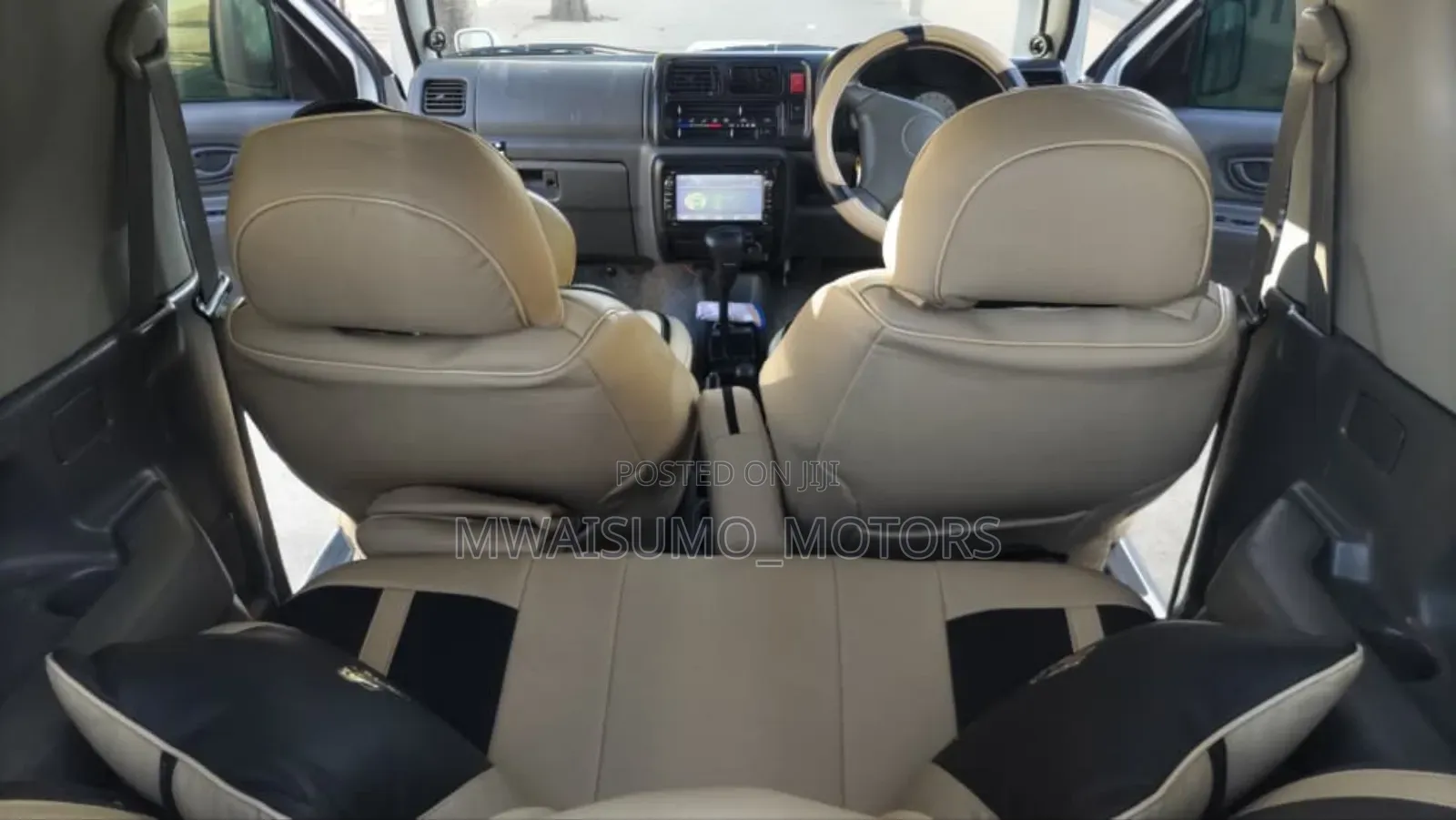 Suzuki Jimny 2000 White