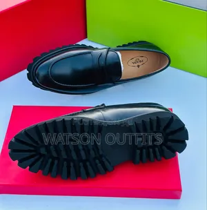 Men's Shoes Satisfactorily and Totally Classic