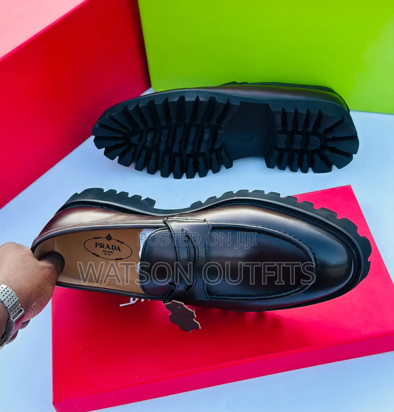 Men's Shoes Satisfactorily and Totally Classic