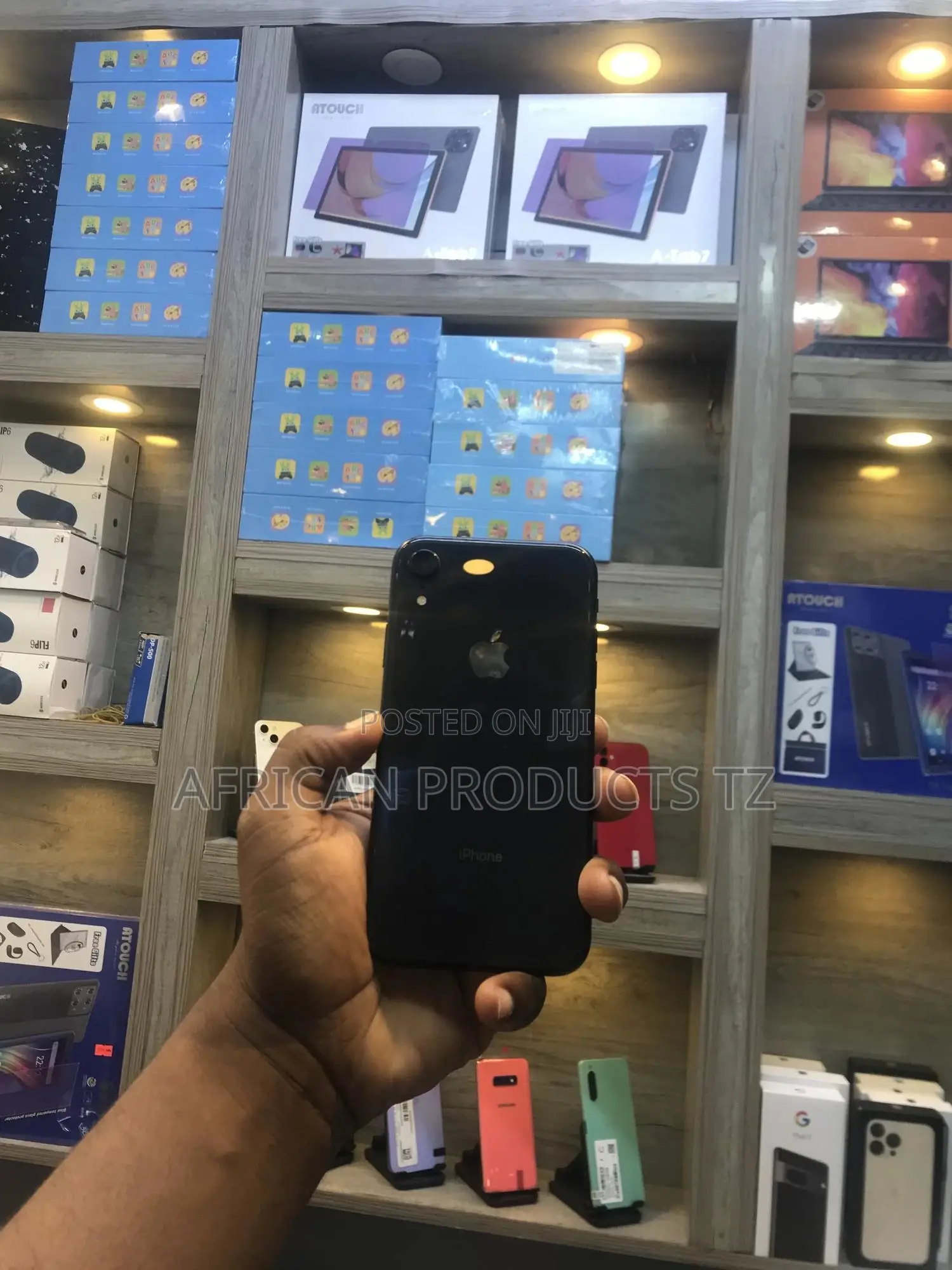 Apple XR 64 GB Black