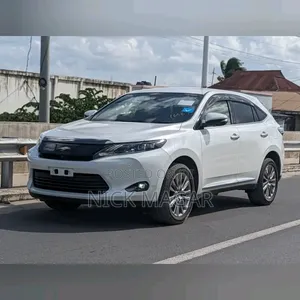 Toyota Harrier 2017 White