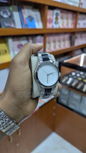 Saa or Watches Water Resistant Stainless Steel Unisex