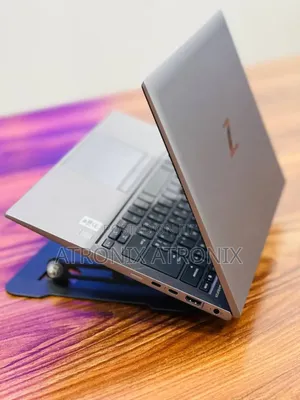Laptop HP ZBook Firefly 14 G7 16GB Intel Core I5 SSD 512GB