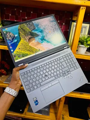 Laptop Lenovo Thinkpad P15s 64GB Intel Core I9 SSD 1T