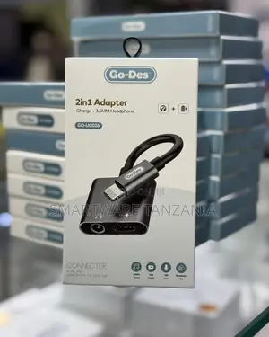 Go-Des Gd-Uc026 2-in-1 Lightning to 3.5mm Aux Adapter
