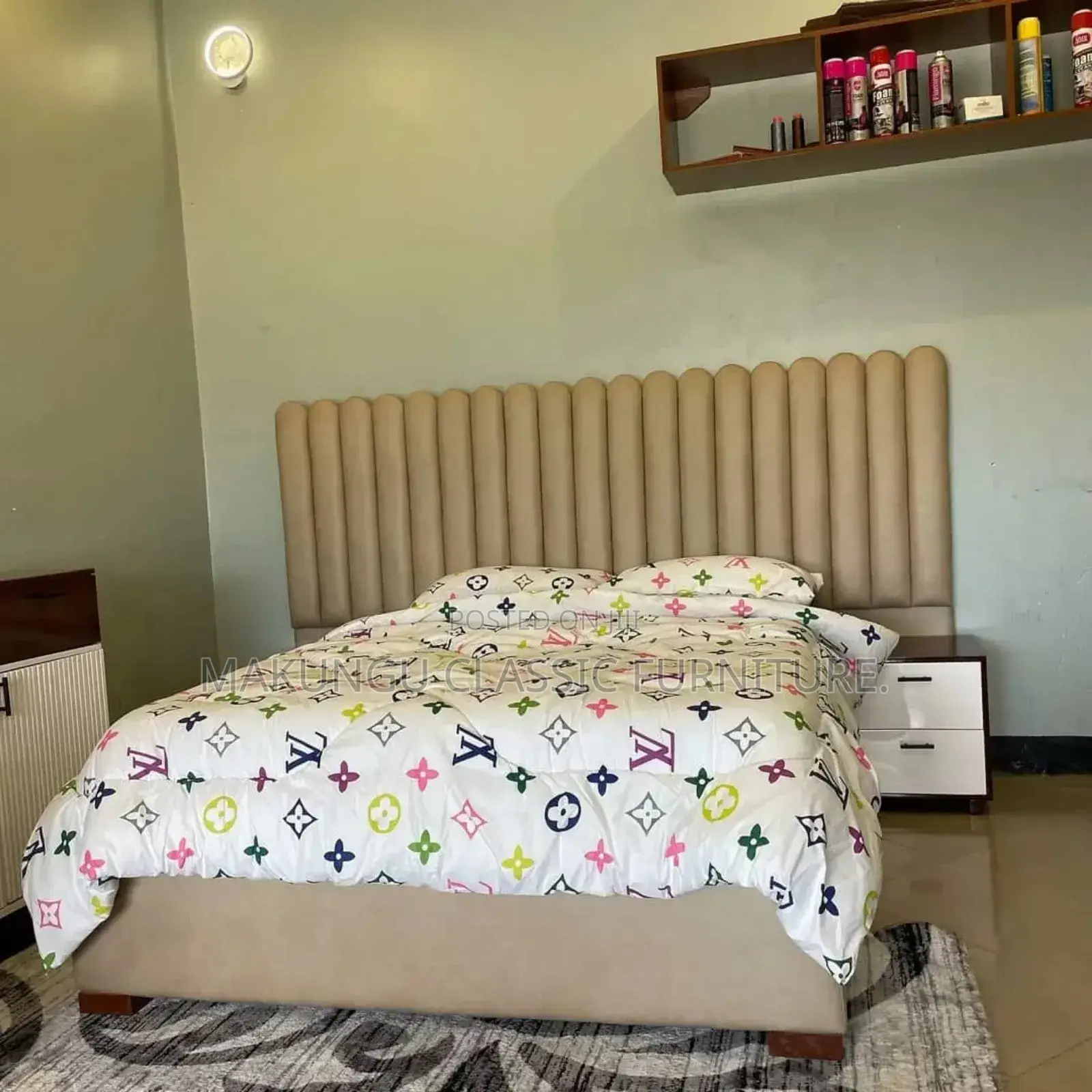 Luxury Bed Size 5/6 Ni Latest Design