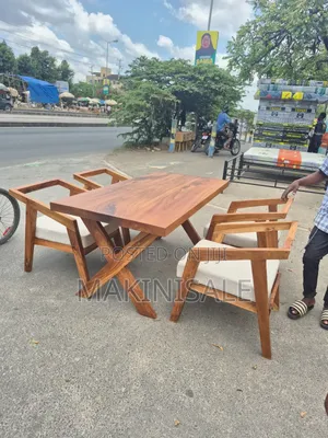 Meza Mbao Ngumu Kabisa