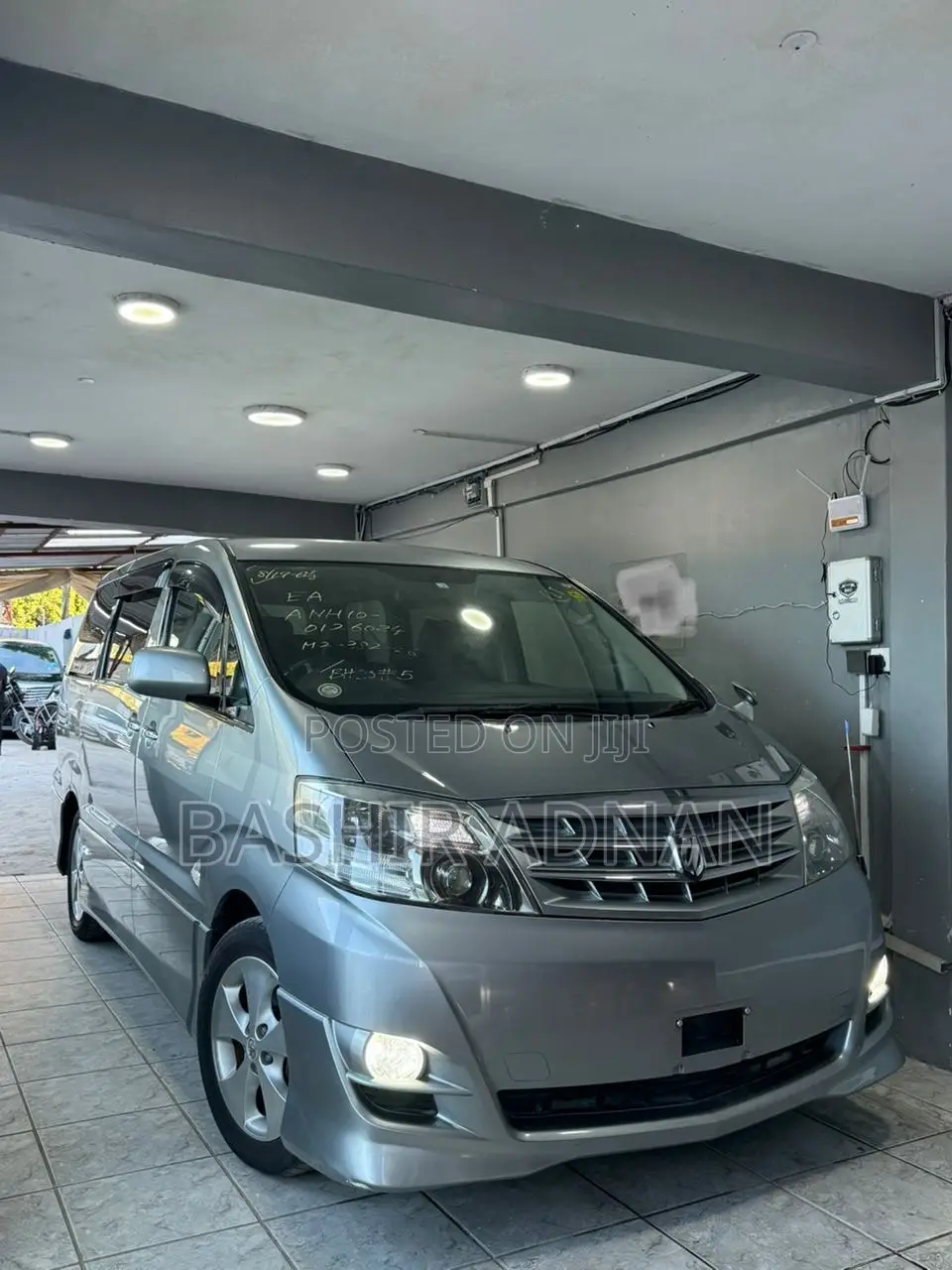 Toyota Alphard 2.4 Petrol FWD 2005 Gray