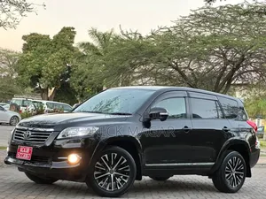 Toyota Vanguard 2012 Black