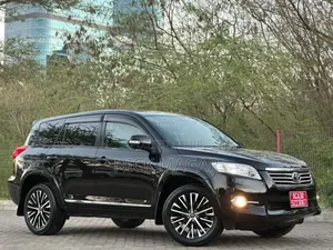 Toyota Vanguard 2012 Black