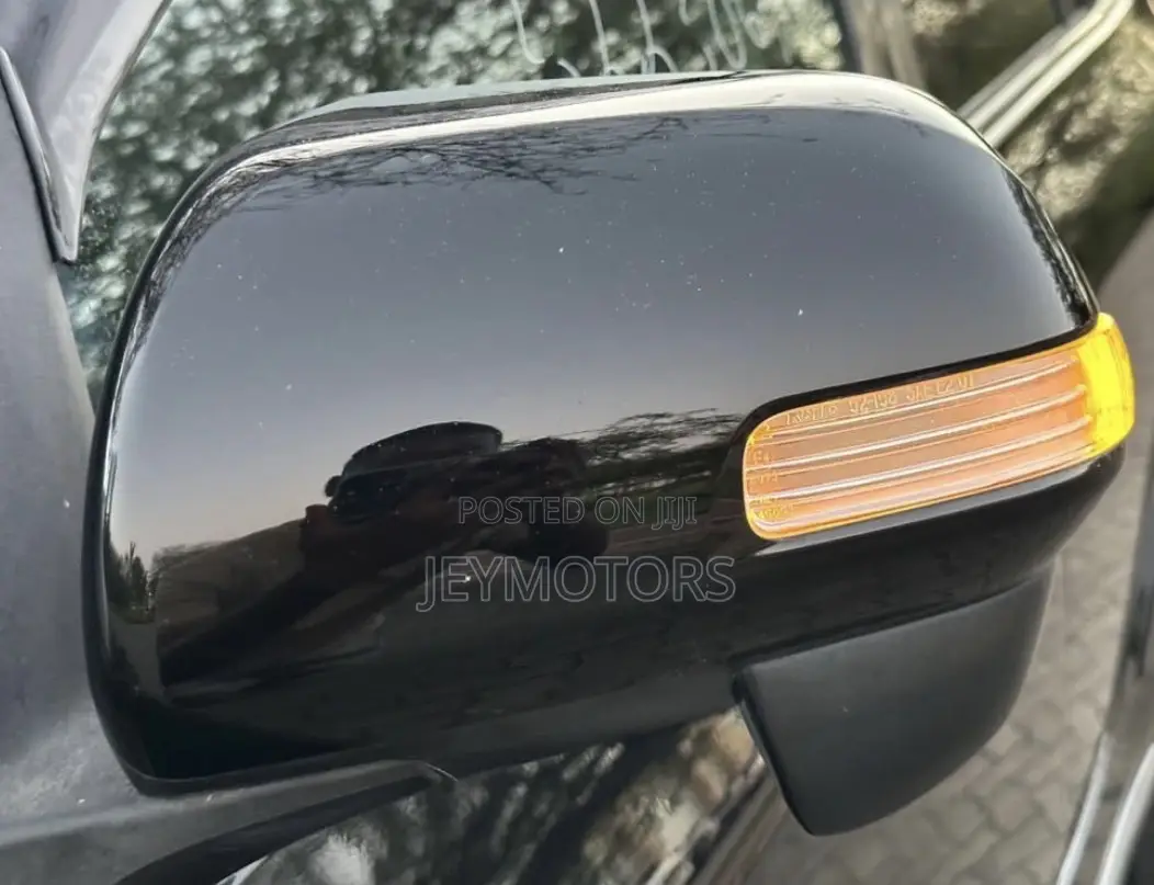 Toyota Vanguard 2012 Black