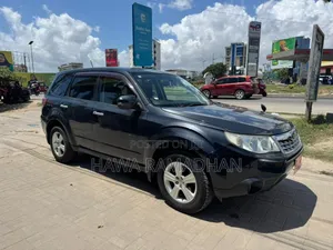 Subaru Forester 2012 Black