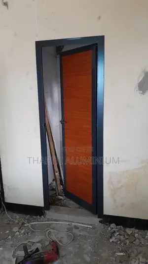 Mlango Wa Chooni Wenye Gharama Nafuu Mlango Wa Aluminium