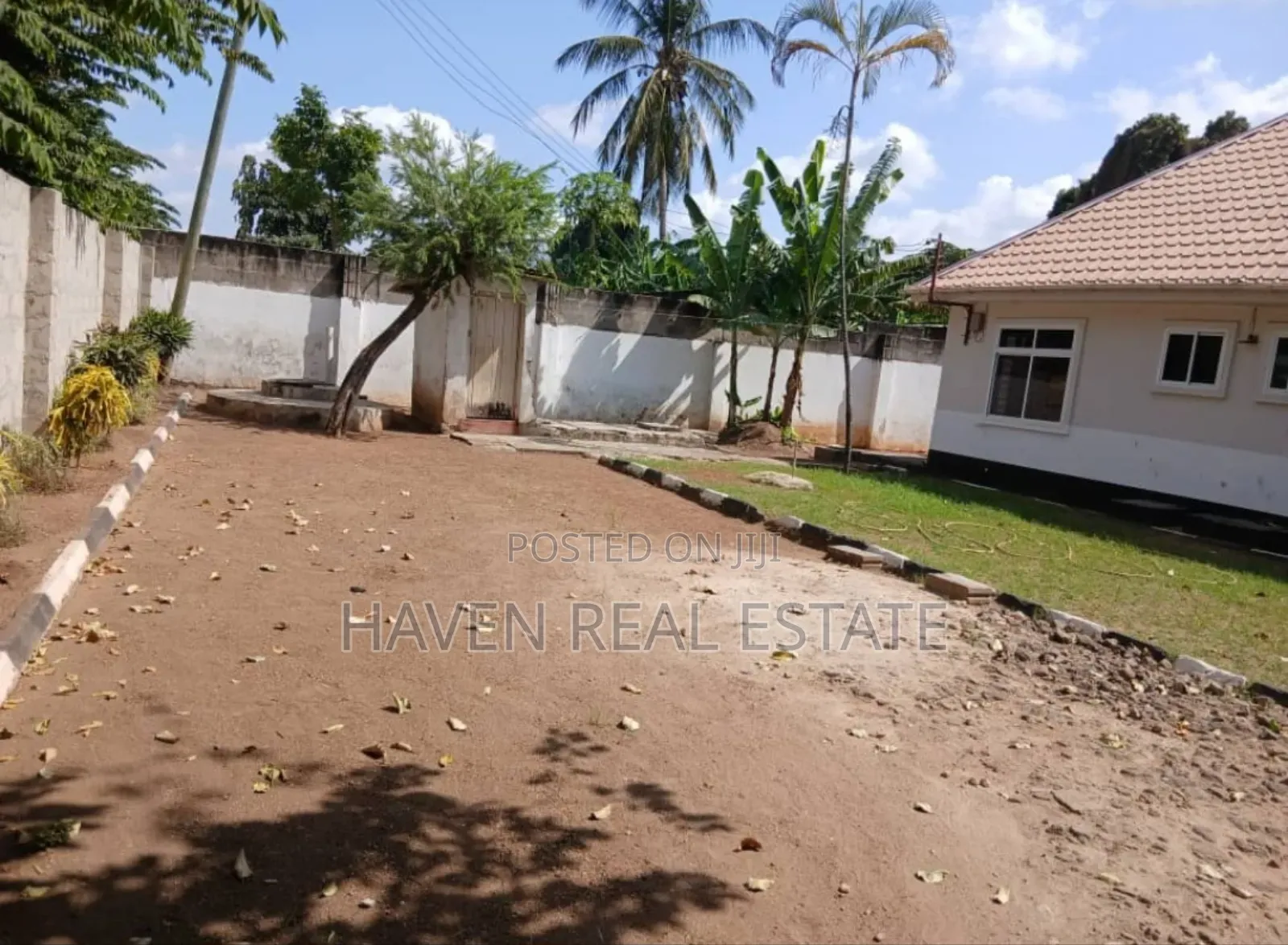4bdrm House in Bunju for sale