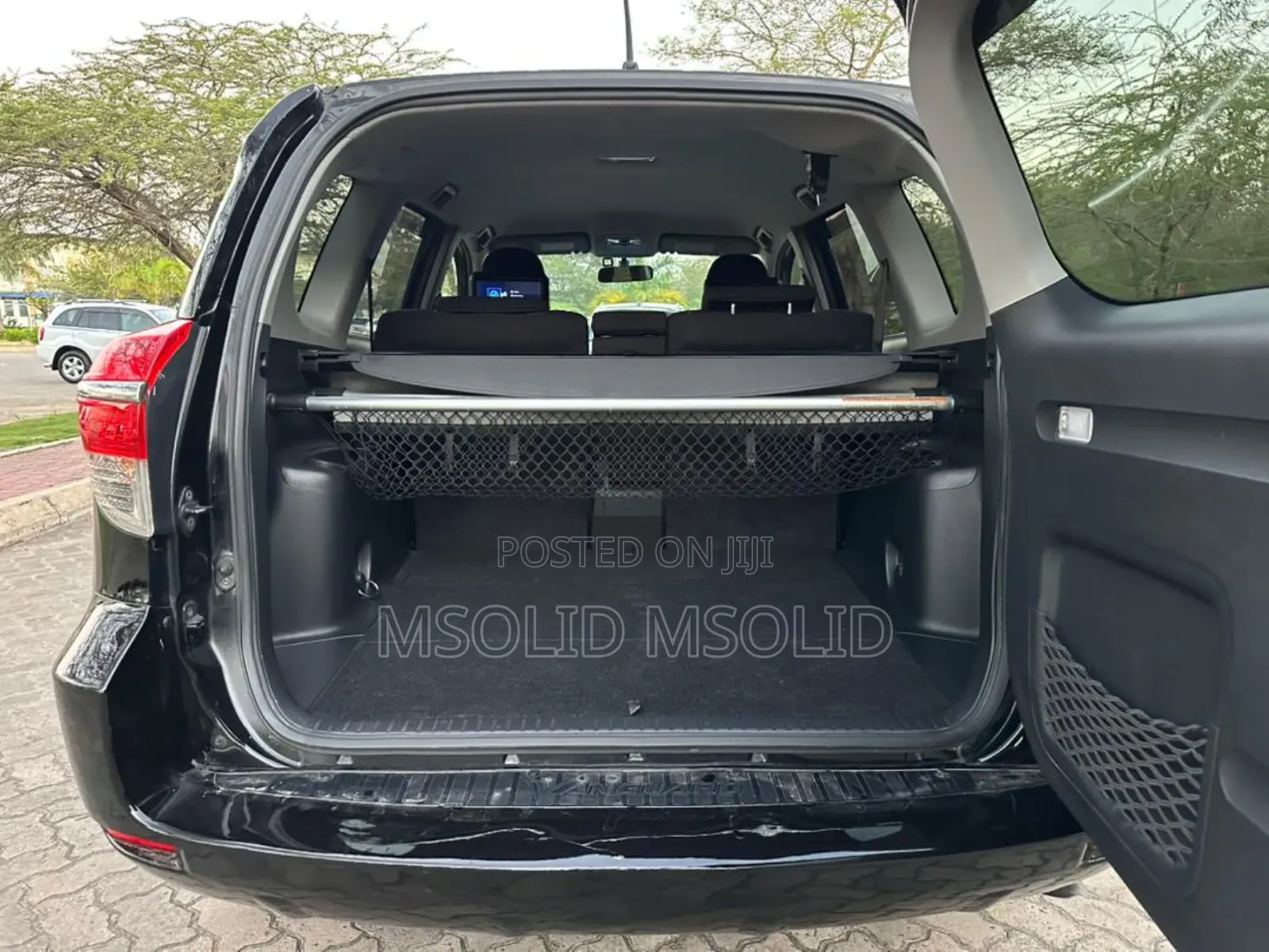 Toyota Vanguard 2012 Black