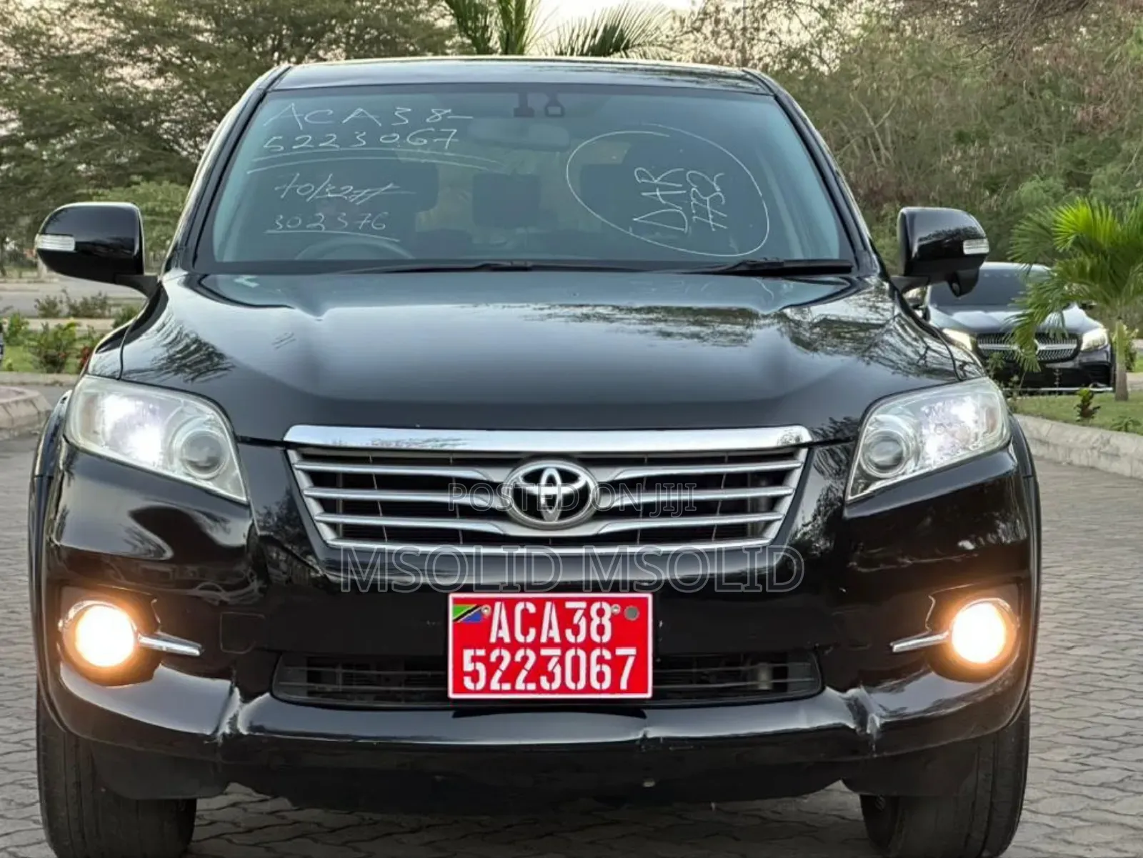 Toyota Vanguard 2012 Black