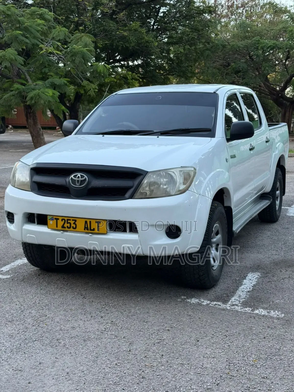 Toyota Hilux 2.5 Cab 2005 White