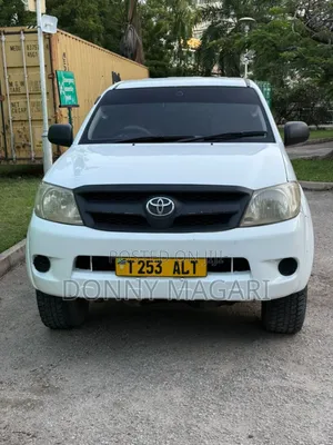 Toyota Hilux 2.5 Cab 2005 White