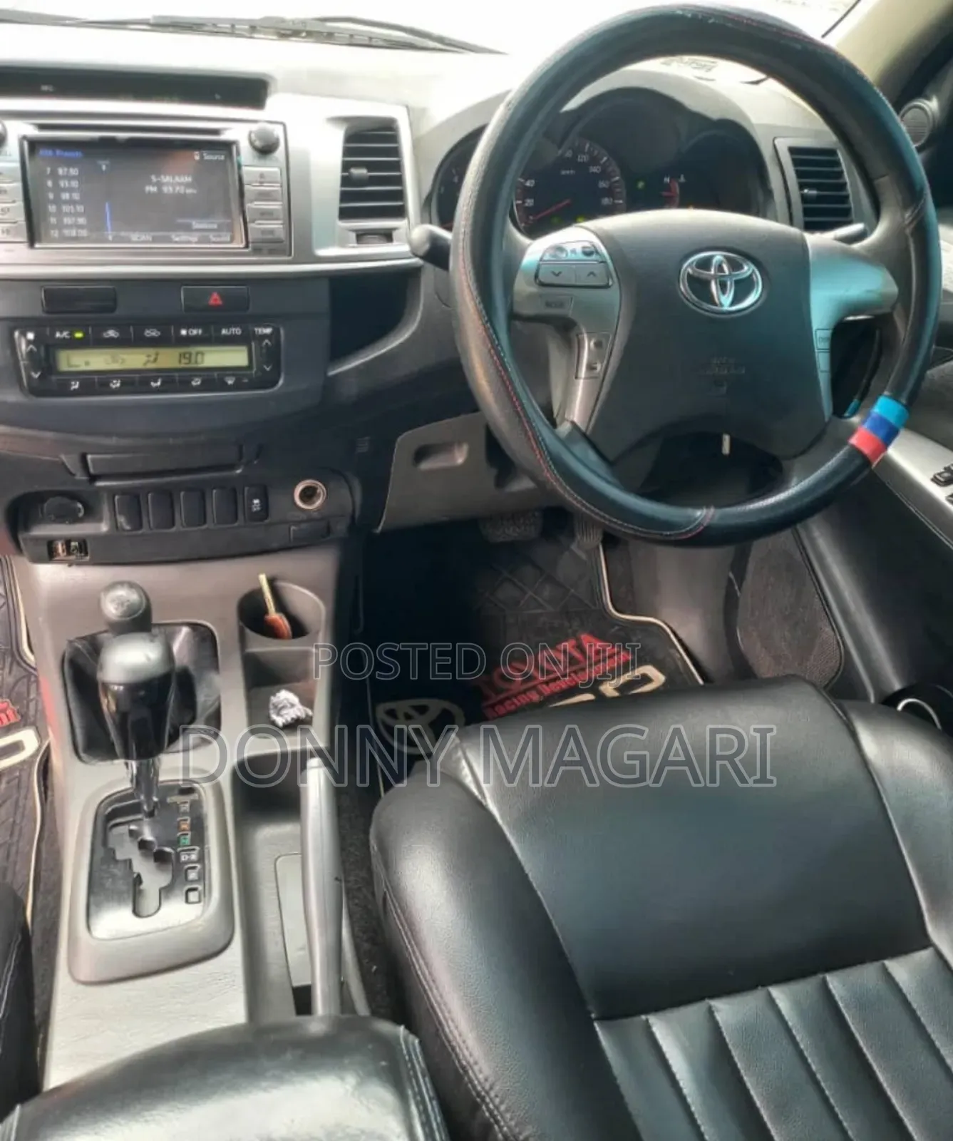Toyota Hilux 2013 White