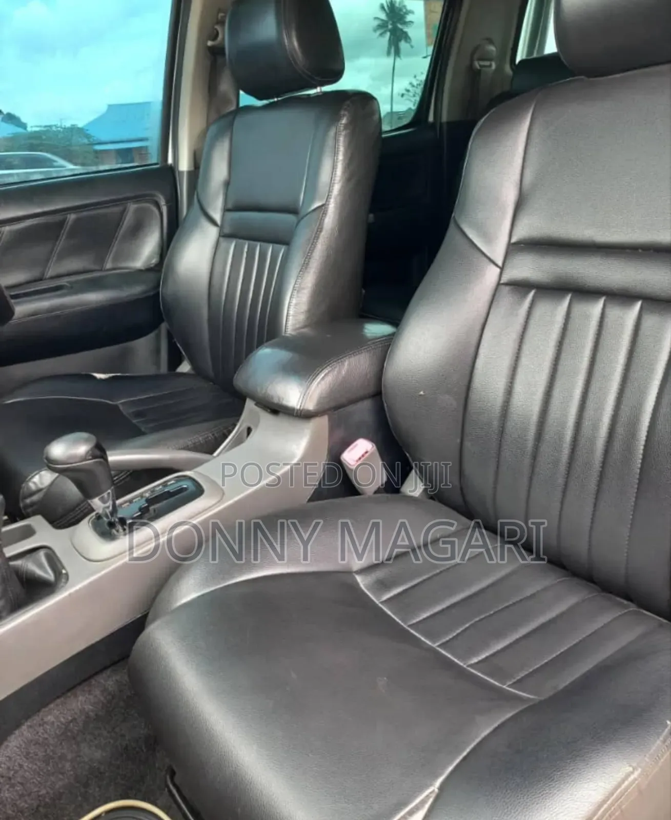 Toyota Hilux 2013 White