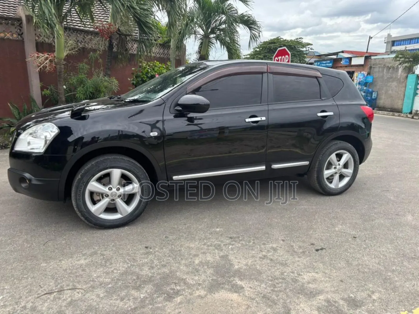 Nissan Dualis 2010 Black
