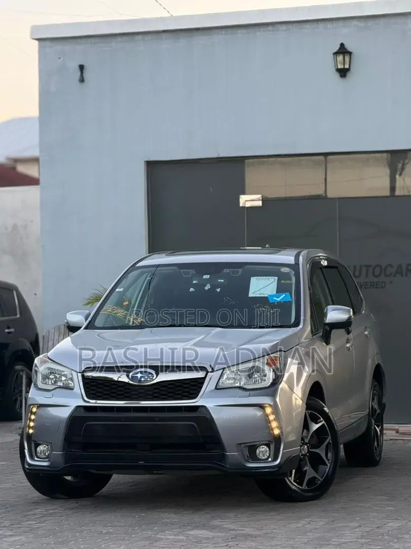 Subaru Forester 2.0XT Premium 4dr SUV AWD (2.0L 4cyl Turbo CVT) 2014 Silver