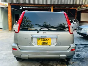 Nissan X-Trail 2002 Gold