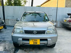 Nissan X-Trail 2002 Gold
