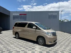 Toyota Alphard 2010 Gold