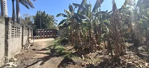 Plot for Sale 1400 SQMS