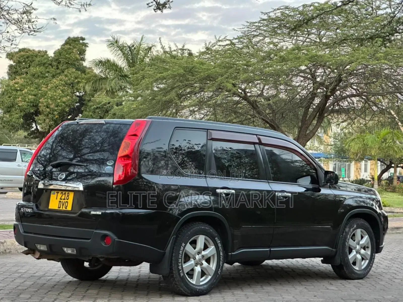 Nissan X-Trail 2010 Black