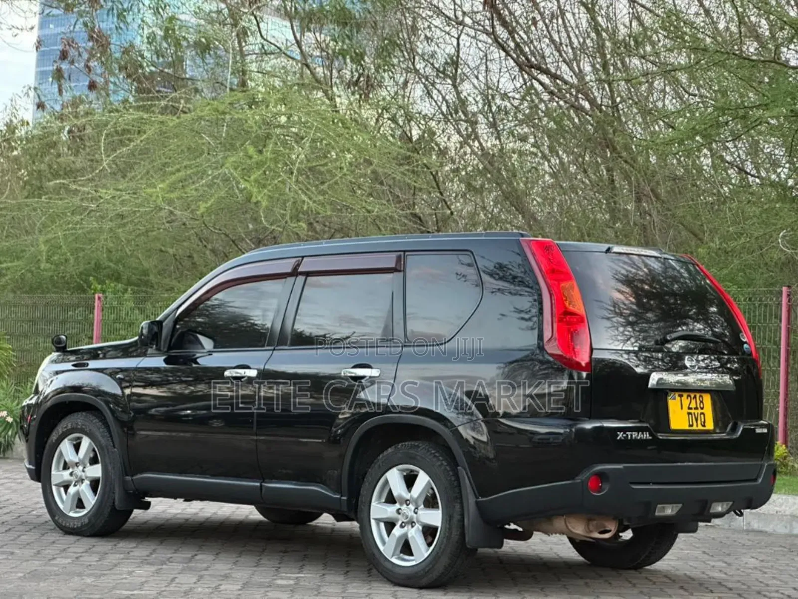 Nissan X-Trail 2010 Black