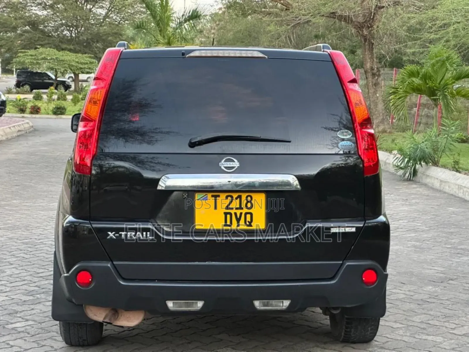 Nissan X-Trail 2010 Black