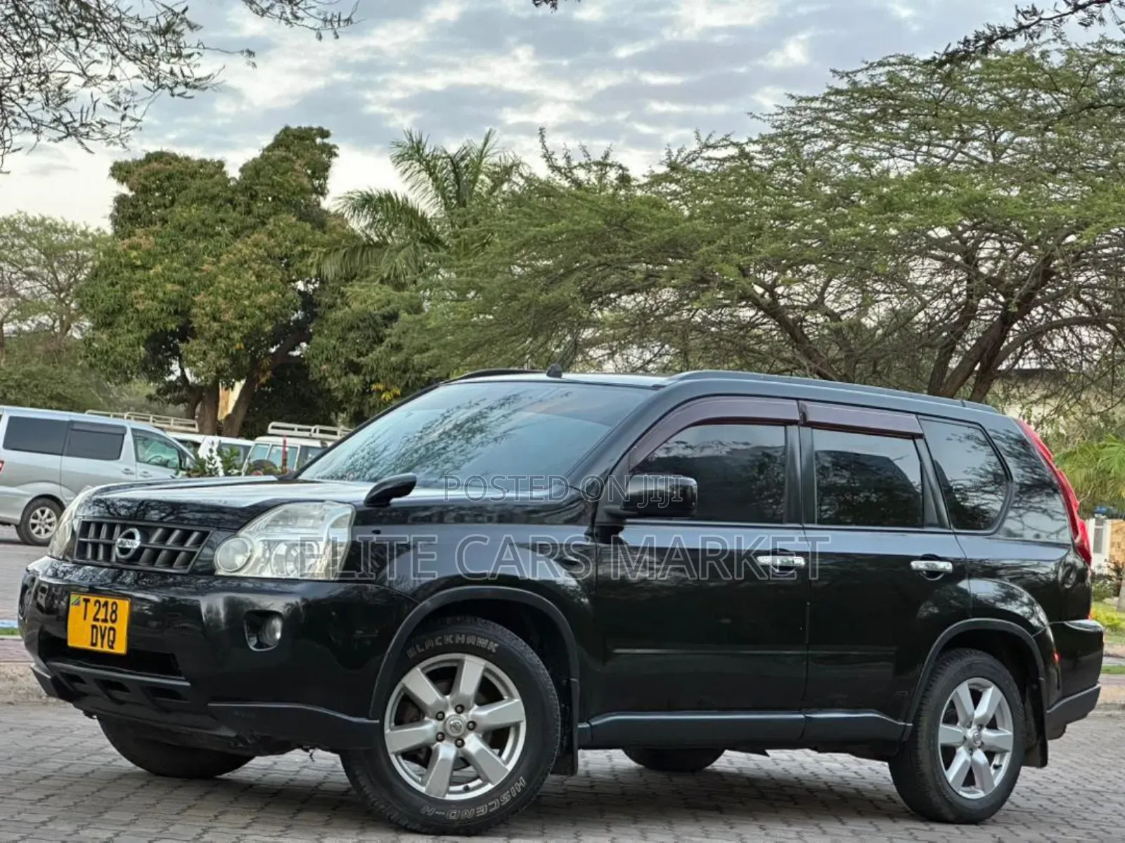 Nissan X-Trail 2010 Black