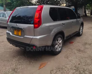 Nissan X-Trail 2014 Gray