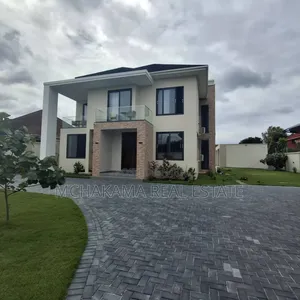 5bdrm House in Mchakama Real Estate, Mbweni for sale