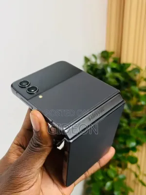 Samsung Galaxy Z Flip4 512 GB Black