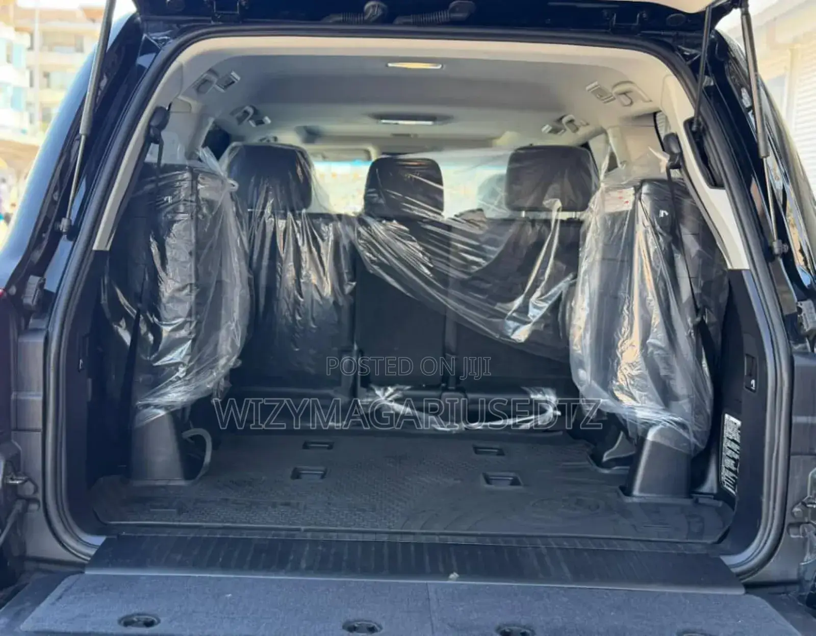 Toyota Land Cruiser 4.5 V8 VXR 2020 Matt Black
