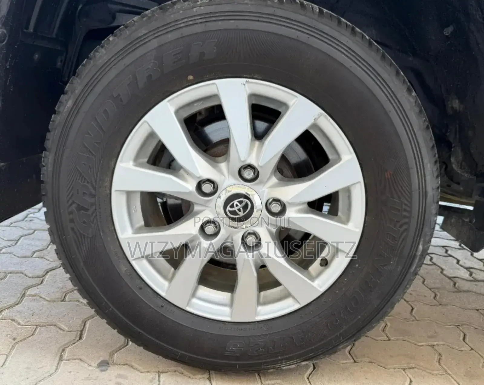 Toyota Land Cruiser 4.5 V8 VXR 2020 Matt Black