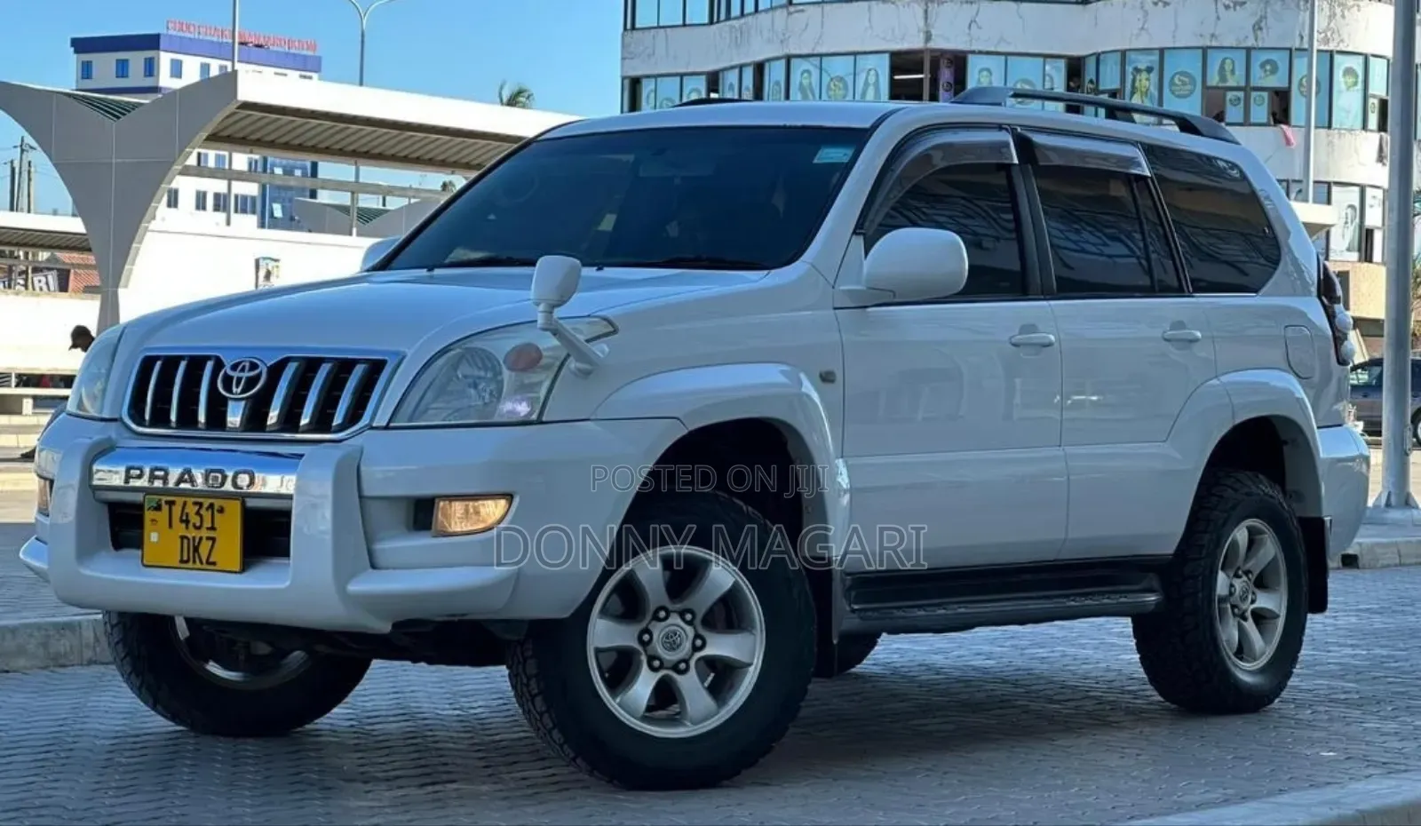 Toyota Land Cruiser Prado 2005 White