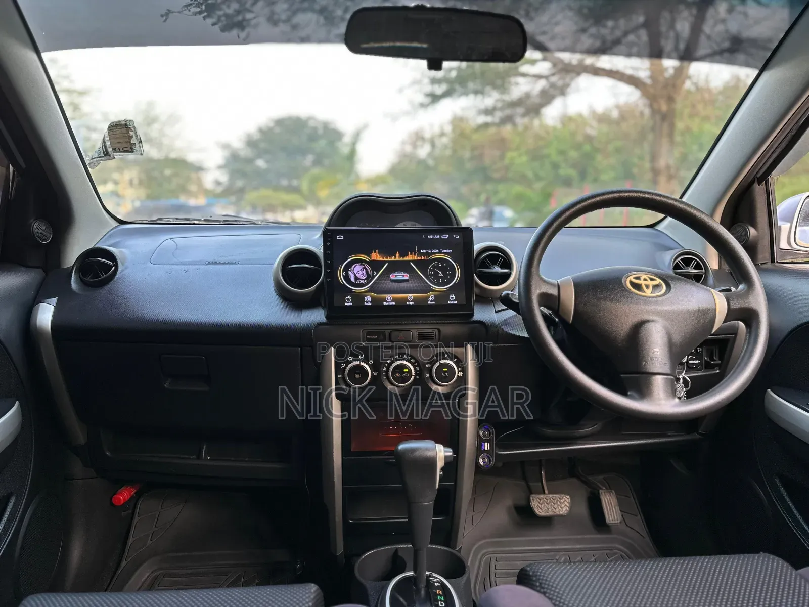 Toyota IST 2003 Silver