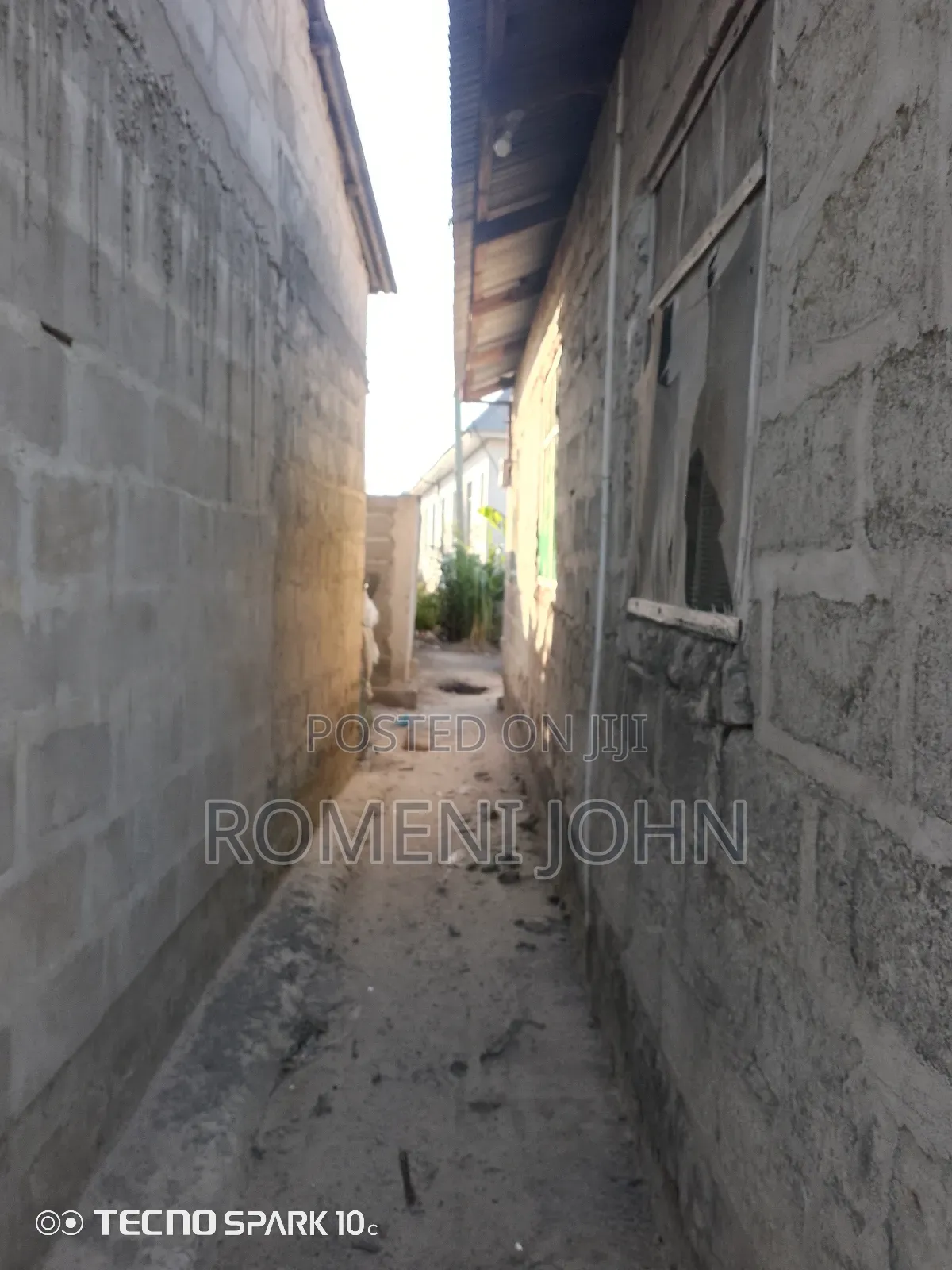 6bdrm House in Tanzania Daresalaam, Ilala for sale