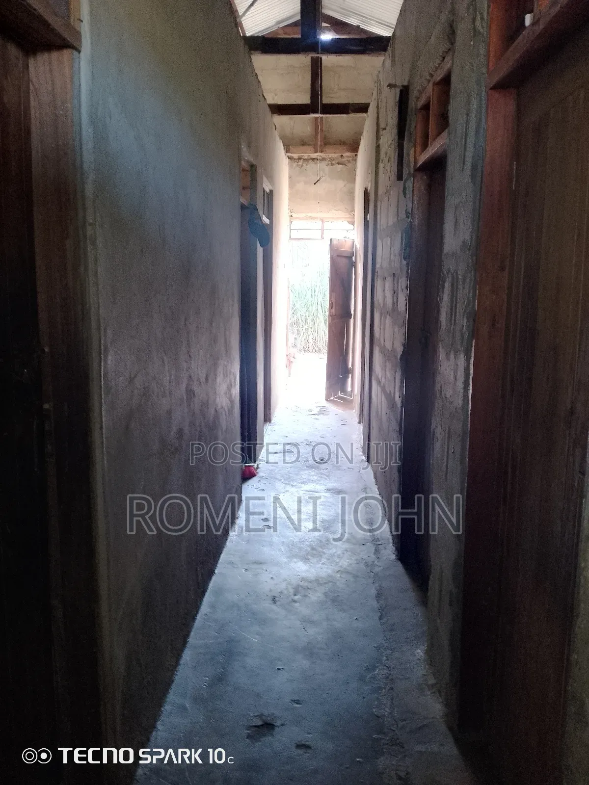6bdrm House in Tanzania Daresalaam, Ilala for sale
